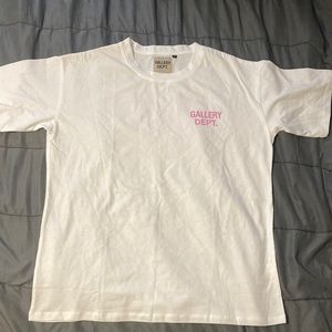 Gallery Dept. white shirt with pink
